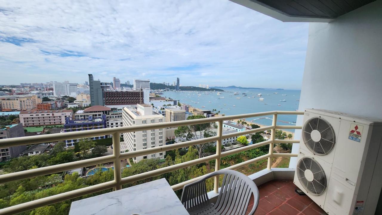 Condo Express Pattaya Exterior foto