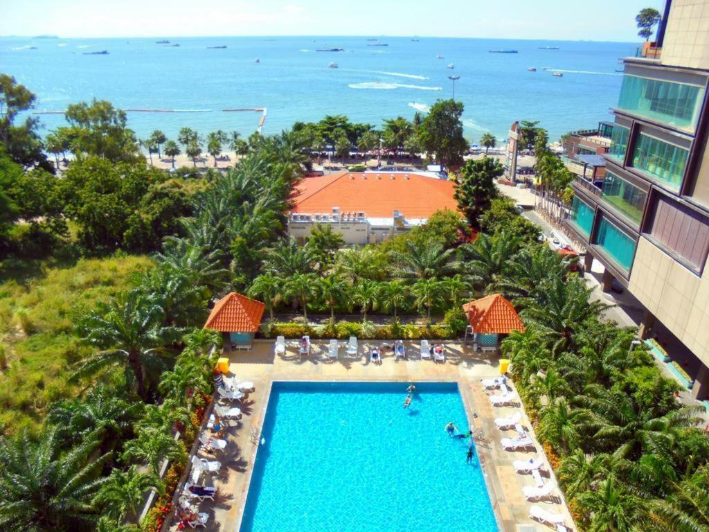 Condo Express Pattaya Exterior foto