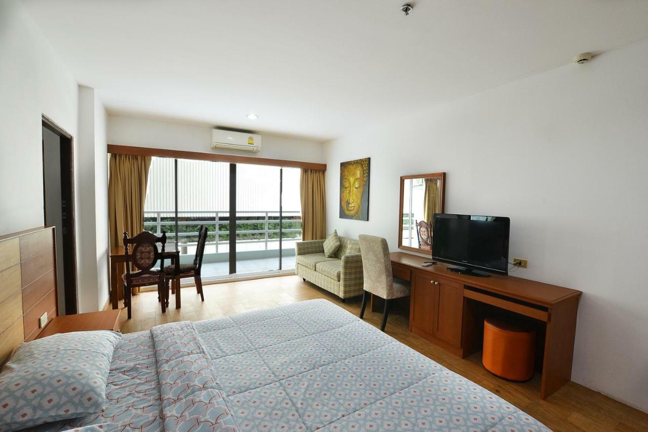 Condo Express Pattaya Exterior foto